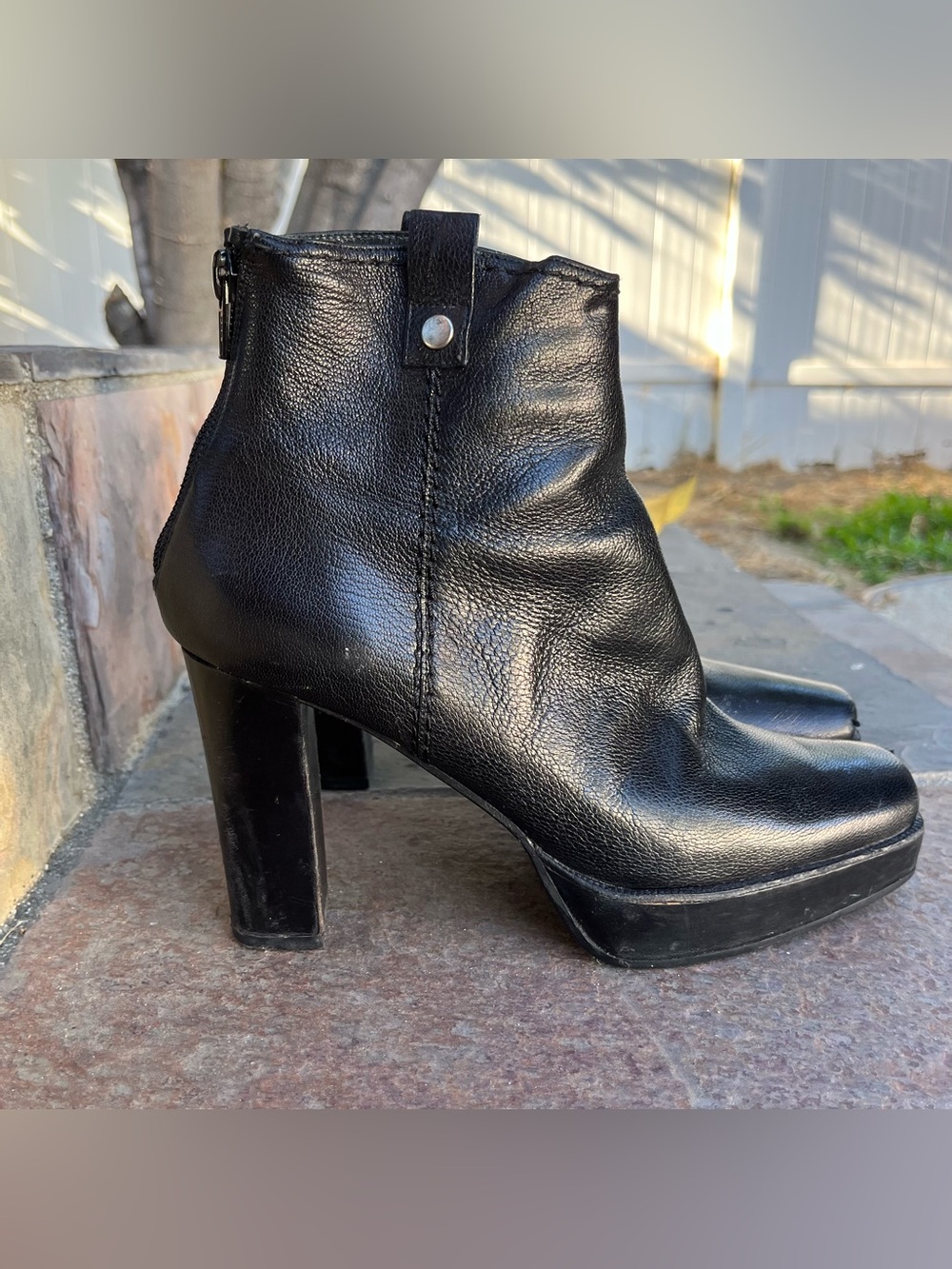Stuart Weitzman Black Leather Platform Heel Ankle Boots.